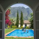 Casa Da Portada *